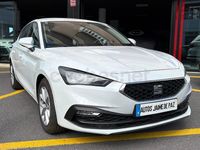 Usado Seat Leon Style 115 CV (84 kW) 2023 Blanco Berlina