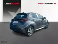 Usado Toyota Yaris Active 116 CV (85 kW) 2025 Gris Utilitario