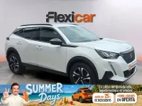 Usado Peugeot 2008 Active 100 CV (73 kW) 2023 Blanco SUV