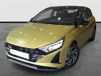 Usado Hyundai i20 Blackline 100 CV (73 kW) 2025 Lima lucid (techo negro) Utilitario