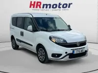Usado Fiat Doblò Trekking 121 CV (88 kW) 2022 Blanco Monovolumen