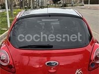 Usado Ford Ka Trend 69 CV (50 kW) 2015 Rojo Berlina