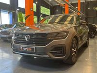 Usado VW Touareg R-line 286 CV (210 kW) 2020 Gris / plata SUV