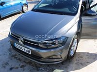 Usado VW Polo Advance 95 CV (69 kW) 2018 Gris / plata Utilitario