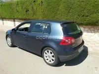 Usado VW Golf IV Highline 105 CV (77 kW) 2005 Azul Berlina