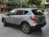 Usado Nissan Qashqai Premium Edition 150 CV (110 kW) 2012 Plateado SUV