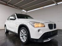Usado BMW X1 Comfort Edition 143 HP (105 kW) 2010 Branco SUV