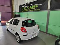 Usado Renault Clio II Authentique 86 CV (63 kW) 2007 Blanco Utilitario