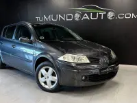 Usado Renault Mégane Extreme 105 CV (77 kW) 2008 Gris / plata Berlina