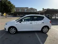 Usado Seat Ibiza 90 CV (66 kW) 2010 Blanco Berlina