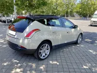 Usado Lancia Delta 190 CV (139 kW) 2009 Beige Utilitario
