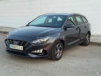 Usado Hyundai i30 116 CV (85 kW) 2021 Gris / plata Familiar
