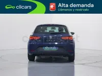 Usado Seat Leon FR 130 CV (95 kW) 2019 Azul Berlina
