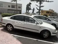 Usado VW Passat Trendline 150 CV (110 kW) 1998 Blanco Berlina
