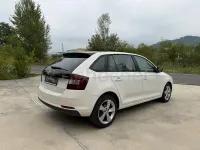 Usado Skoda Rapid Active 95 CV (69 kW) 2018 Blanco Utilitario