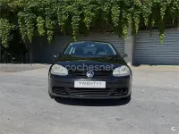 Usado VW Golf IV Trendline 102 CV (75 kW) 2004 Negro Berlina