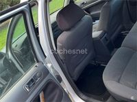Usado VW Passat Advance 130 CV (95 kW) 2005 Gris / plata Familiar
