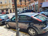 Usado Ford Focus Ghia 115 CV (84 kW) 2006 Negro Berlina