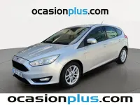 Usado Ford Focus Trend+ 125 CV (91 kW) 2017 Gris plata Utilitario