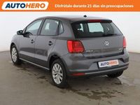 Usado VW Polo 75 CV (55 kW) 2015 Gris / plata Berlina