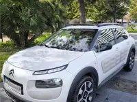 Usado Citroën C4 Shine Edition 100 HP (73 kW) 2016 Bege Sedan
