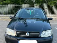 Usado Fiat Punto Active 70 CV (51 kW) 2005 Negro Utilitario