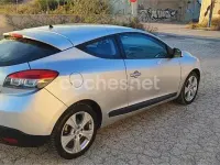 Usado Renault Mégane Dynamique 110 CV (80 kW) 2009 Gris / plata Berlina