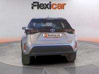 Usado Toyota Yaris Hybrid Active 116 CV (85 kW) 2024 Gris