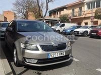 Usado Skoda Octavia Active 105 CV (77 kW) 2014 Beige Utilitario