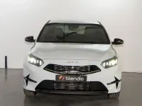 Usado Kia Ceed Style 120 CV (88 kW) 2023 Blanco Utilitario