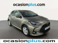 Usado Toyota Yaris Edition 125 CV (91 kW) 2024 Marrón Utilitario