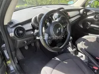 Usado Mini ONE 102 CV (75 kW) 2017 Negro Utilitario