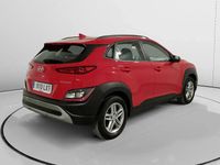 Usado Hyundai Kona 120 HP (88 kW) 2022 Vermelho SUV