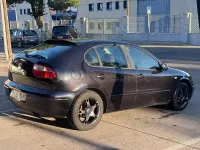 Usado Seat Leon Sport 105 CV (77 kW) 2003 Negro Utilitario