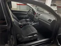 Usado VW Golf V Highline 105 CV (77 kW) 2007 Negro Berlina