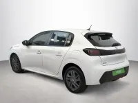 Usado Peugeot 208 Active 101 CV (74 kW) 2022 Blanco Utilitario