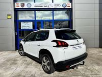 Usado Peugeot 2008 Allure 99 CV (72 kW) 2019 Blanco SUV