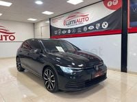 Usado VW Golf VIII Life 150 CV (110 kW) 2022 Gris / plata Berlina