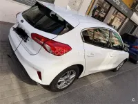 Usado Ford Focus Trend 120 CV (88 kW) 2019 Blanco Berlina