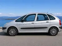 Usado Citroën Xsara Picasso 117 CV (86 kW) 2000 Gris / plata Monovolumen