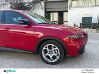 Usado Alfa Romeo Tonale Sprint 130 CV (95 kW) 2022 Rojo SUV