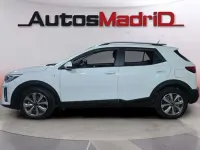 Usado Kia Stonic 84 CV (61 kW) 2023 Blanco SUV