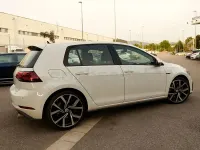 Usado VW Golf VIII GTI 245 CV (180 kW) 2020 Blanco Berlina