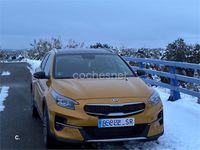 Usado Kia XCeed 136 CV (100 kW) 2020 Amarillo SUV