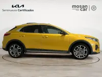 Usado Kia XCeed 141 CV (103 kW) 2022 Amarillo SUV