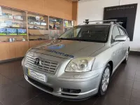Usado Toyota Avensis Executive 177 CV (130 kW) 2005 Beige Familiar