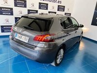 Usado Peugeot 308 Allure 130 CV (95 kW) 2021 Gris / plata Berlina