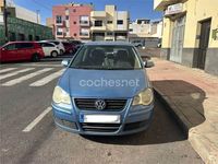 Usado VW Polo Edition 70 CV (51 kW) 2006 Azul Berlina