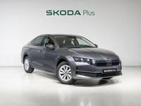 Nuevo Skoda Octavia Selection 150 CV (110 kW) 2025 Gris