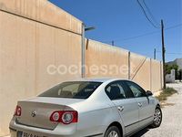 Usado VW Passat Edition 110 CV (80 kW) 2009 Gris / plata Berlina